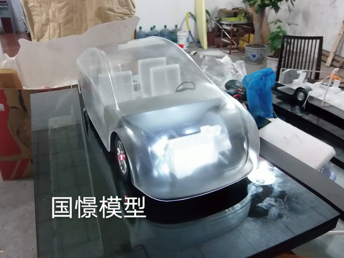 透明車(chē)模型